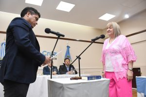 Vidal tomó juramento a los nuevos presidentes de las Comisiones de Fomento de Santa Cruz