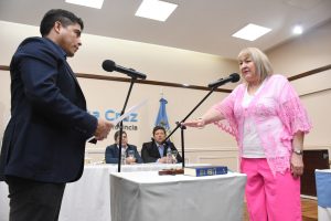 Vidal tomó juramento a los nuevos presidentes de las Comisiones de Fomento de Santa Cruz