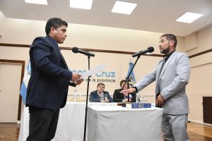 Vidal tomó juramento a los nuevos presidentes de las Comisiones de Fomento de Santa Cruz