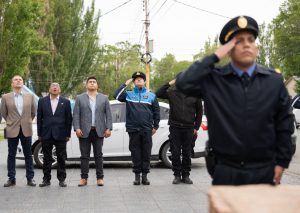 Vidal ordenó retomar el izamiento de la bandera en todas las comisarías de la Provincia