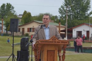 Autoridades provinciales representaron al gobernador Vidal en el acto por el 81° aniversario de Río Turbio