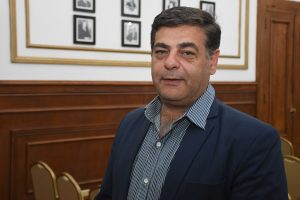 El Gobierno firmó un convenio con empresas para garantizar la provisión de merluza a sectores sociales