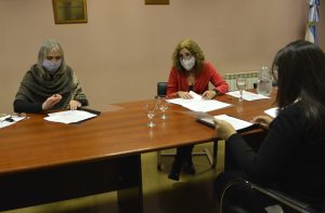 El Gobierno de Santa Cruz relanzó el programa “Descuentos Mayores”