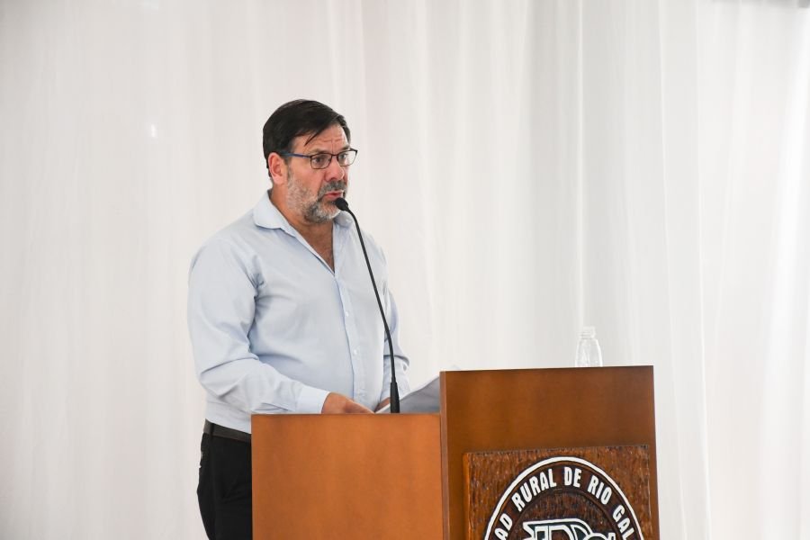 Adrián Suarez: “No venimos a imponer nada, venimos a trabajar todos juntos”