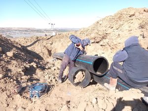 Servicios Públicos realizó trabajos en redes de distribución de agua en Caleta Olivia