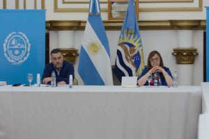 Martínez destacó la tarea y el profesionalismo de la Dirección de Aeronáutica