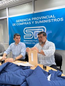 Licitaciones Públicas en Servicios Públicos: Se adquirirán camperas de abrigo para el personal