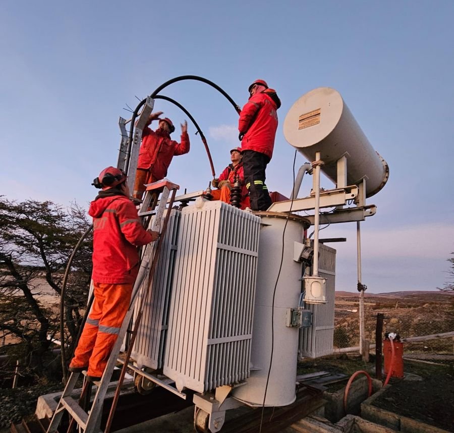 Trabajadores de Servicios Públicos e YCRT pusieron en marcha la Usina 21MW en un día histórico