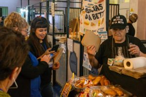 Con exitosa convocatoria se realizó el Mercado de Economía Comunitaria en Río Gallegos