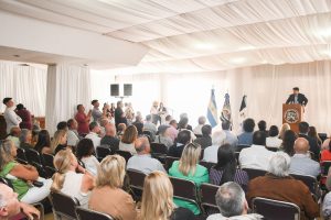 Desde el cambio de paradigma hasta la reactivación económica: el camino de Claudio Vidal en Santa Cruz