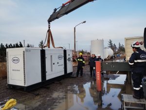 Servicios Públicos entregó nuevo grupo electrógeno a Jaramillo y Fitz Roy