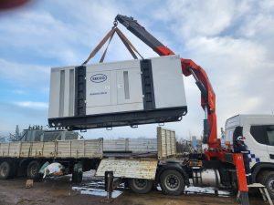 Servicios Públicos entregó nuevo grupo electrógeno a Jaramillo y Fitz Roy