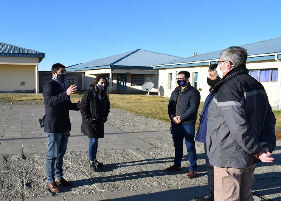 Seguridad y Distrigas trabajan de manera conjunta para la concreción de obras