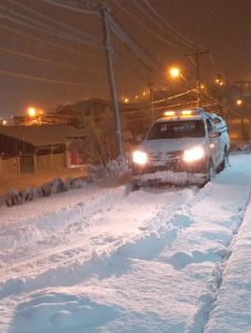 Servicios Públicos trabaja en desperfectos causados por el frío extremo