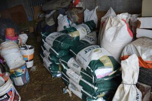 El Consejo Agrario Provincial entregó forraje a pequeños productores en chacras de Piedra Buena