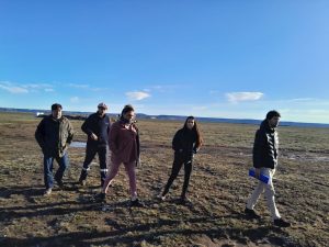 Continúa la entrega de forrajes a pequeños productores en chacras de Río Gallegos