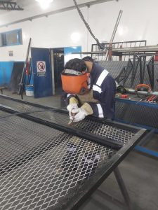 Continúan las prácticas: estudiantes participaron de importantes trabajos en Servicios Públicos
