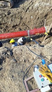 Se realizó la reparación de cañería en Caleta Olivia