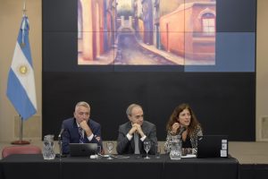Santa Cruz participa en un encuentro con Directores de Educación Pública de Gestión Privada