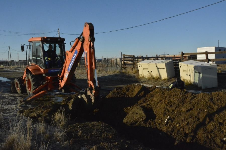 SPSE realiza la extensión de la red de agua en el barrio Santa Cruz