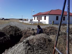 Avanzan las tareas en la instalación de Energías Renovables para las Escuelas Rurales zona Sur