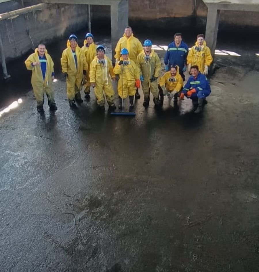 Finalizaron trabajos de limpieza de la planta de tratamiento de agua en El Calafate