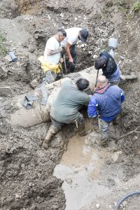 Personal de Servicios Públicos repara el acueducto de Palermo Aike y solicita uso responsable del agua