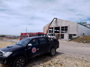 Entes provinciales asisten a la población ante el temporal de fuertes vientos