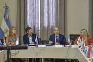 Se presentaron los lineamientos para la formación docente 2025