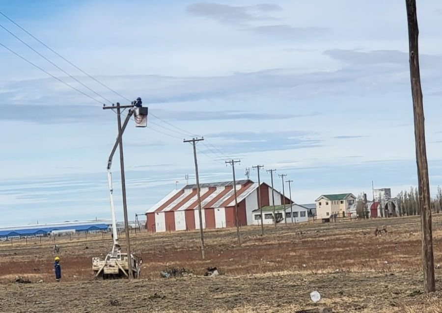 Servicios Públicos finaliza obra eléctrica anunciada para el Aeroclub de Río Gallegos