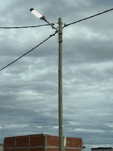 Avanzan en el Plan Integral de alumbrado público y extensión de línea baja en Río Gallegos