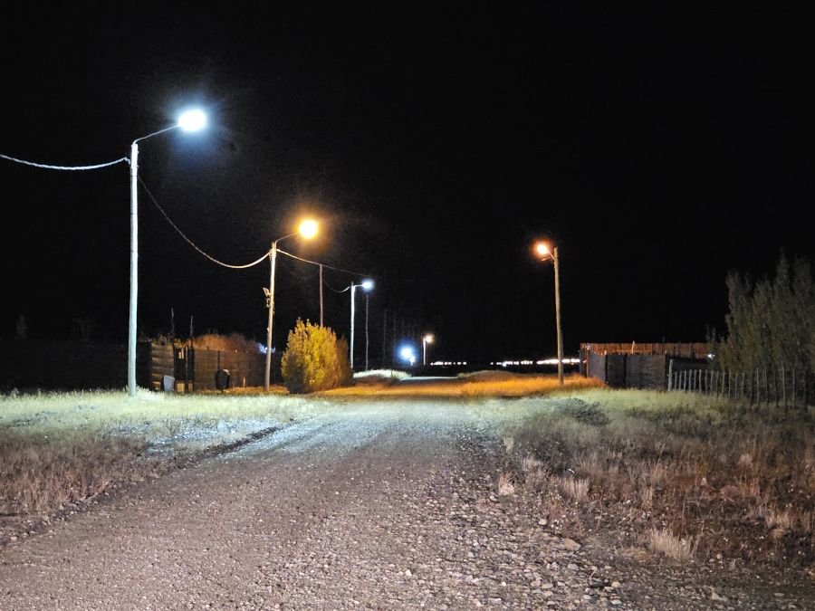 Avanzan en el Plan Integral de alumbrado público y extensión de línea baja en Río Gallegos