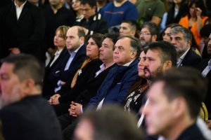 Martínez: “La reparación del muelle y el aeropuerto son obras que venimos esperando hace mucho tiempo”