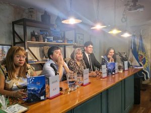 Feria Internacional del Libro: se presentó la propuesta Santa Cruz Lee