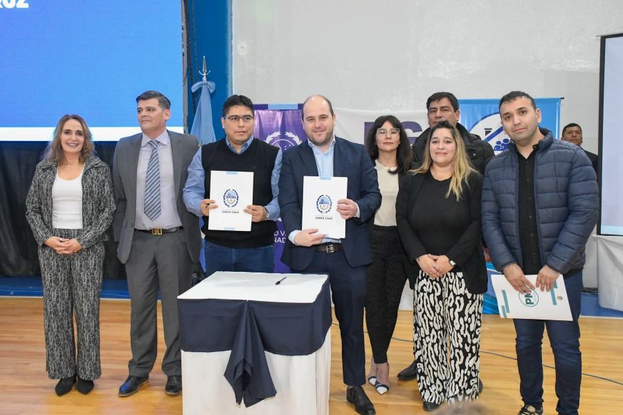Treppo: “Con el Gobierno Provincial planificamos crecimiento responsable para Perito Moreno”