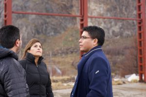 Claudio Vidal visitó El Chaltén y recorrió las instituciones educativas de la localidad