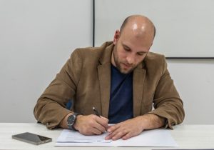 Educación fortalece, con inversión sostenida, su compromiso con las escuelas de Puerto Santa Cruz