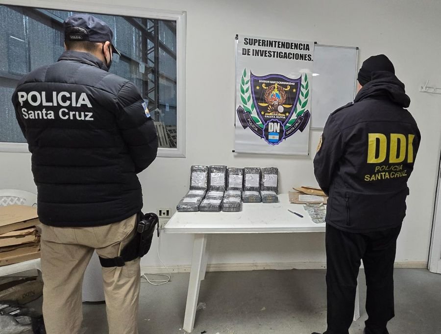 Golpe histórico al narcotráfico: secuestran cocaína por más de $780.000.000 en Caleta Olivia