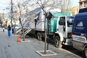 Jornadas intersectoriales en Río Gallegos: el Estado Provincial acerca trámites, salud y asesoramiento a los vecinos