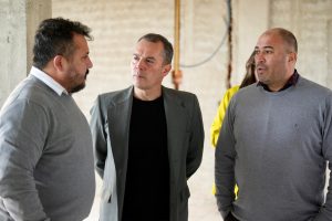 Se firmó el contrato para finalizar el Cuartel de Bomberos División N°28 en Caleta Olivia
