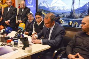 Santa Cruz realizó la apertura de sobres para 10 áreas petroleras que eran operadas por YPF
