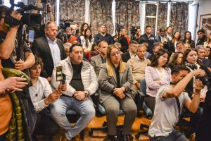 Santa Cruz realizó la apertura de sobres para 10 áreas petroleras que eran operadas por YPF