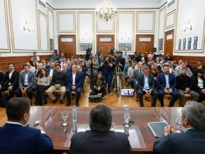 Gobierno y sector privado sellarán alianza estratégica para la explotación de áreas hidrocarburíferas