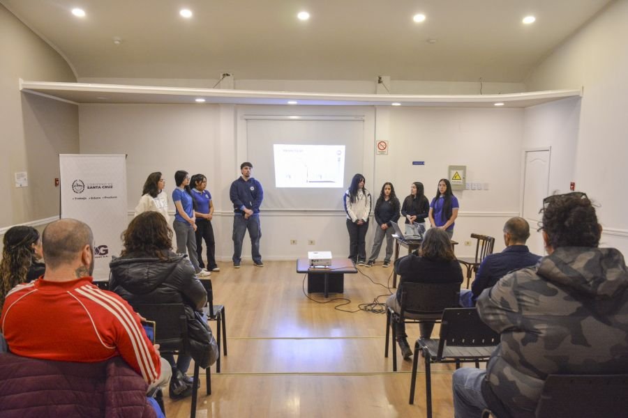 Distrigas S.A. fortalece la Educación Técnica: estudiantes de la Escuela Industrial N°4 finalizan sus Prácticas Profesionales