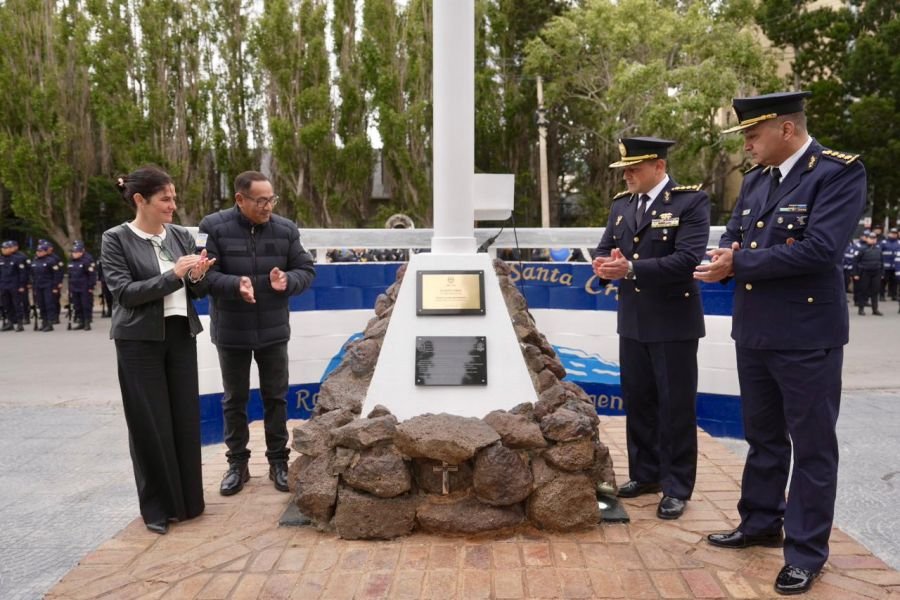 El Gobierno acompañó la puesta en valor del patrimonio de la Policía de Santa Cruz