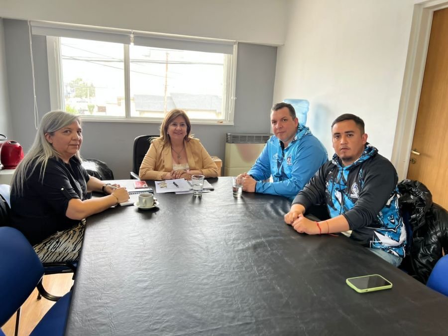 La Provincia continúa con la articulación de políticas para el fortalecimiento de clubes y asociaciones deportivas