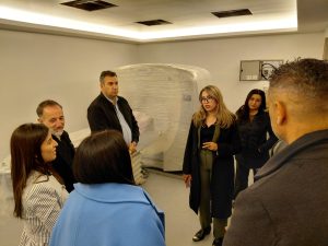 Autoridades Provinciales visitaron la nueva área de tomografía del Hospital de Río Turbio