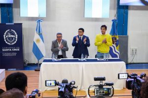 De La Torre destacó la entrega de terrenos y el Plan de Obras Habitacionales para el 2026