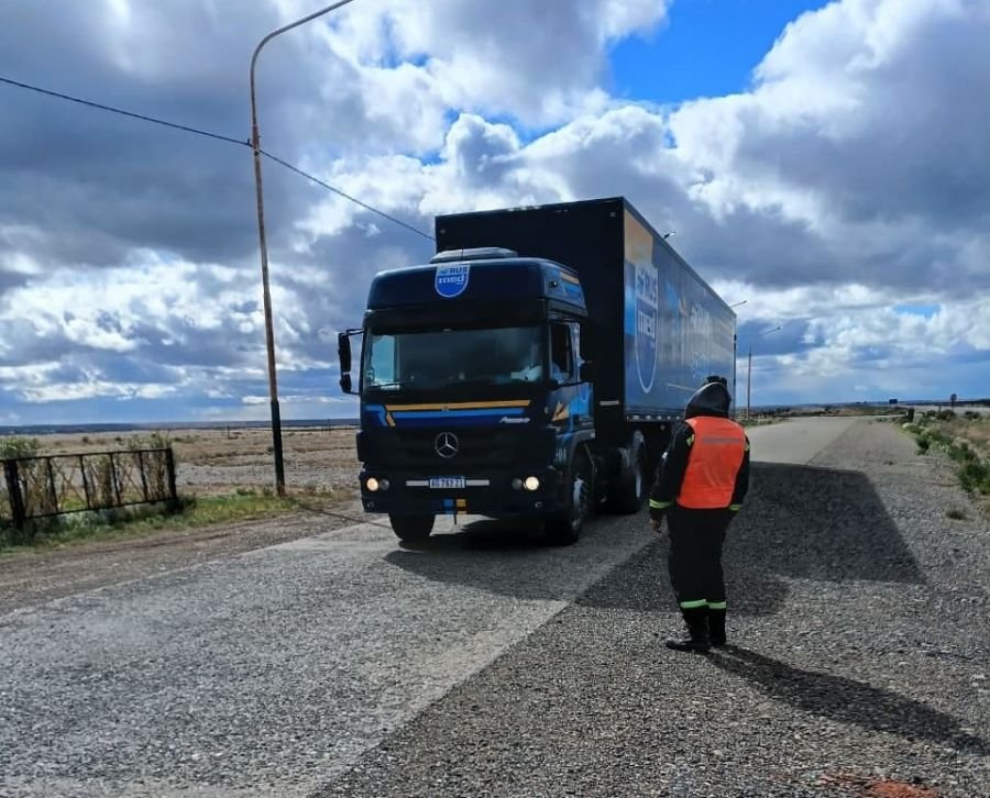 Vialidad Provincial realiza controles de dimensiones y cargas en Ruta Provincial N°43 y Ruta Provincial N°5