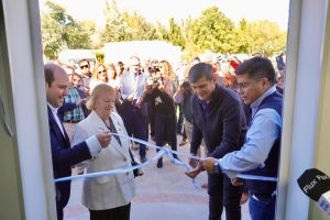 Vidal inauguró el nuevo Auditorio “Edmundo Águila” y anunció inversión superior a los $4.600 millones en obras para Perito Moreno